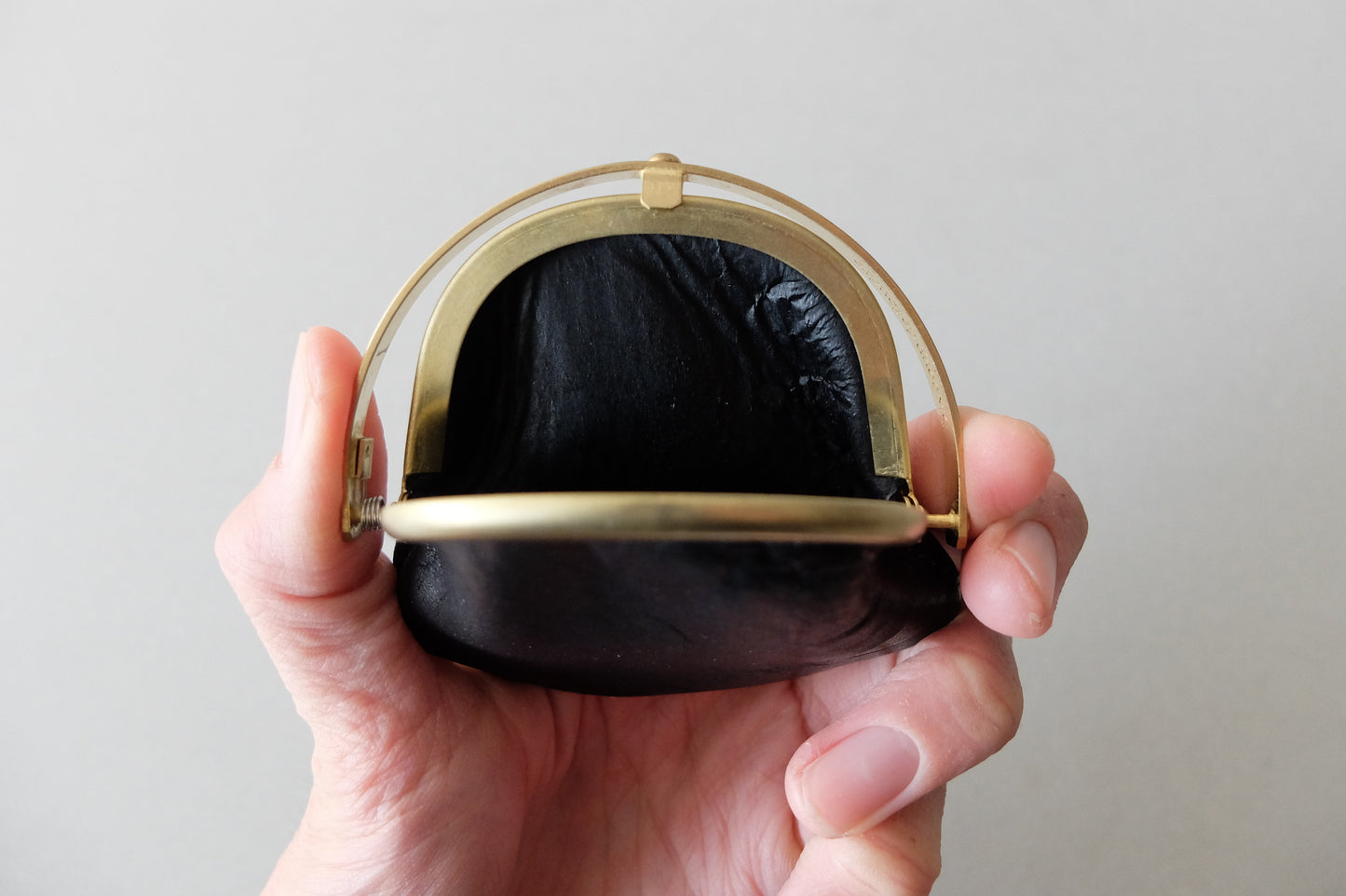 coin case <鹿革 choco>