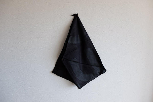 三角まとう|Roller drawing KURO "mu"