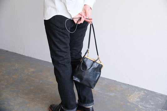 frame porch SHO-61 <豚革 黒> マスタードストライプ裏地