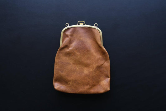 レザーショルダーポーチ <鹿革ヌメオイル> |SHO-65D