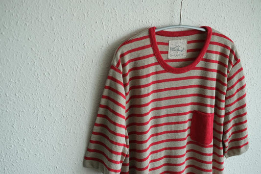 リネンニットボーダー半袖プルオーバー|メンズ|生成×レッド