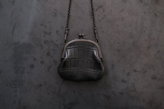 フレームネックレス SHC-73 <クロコダイル革 黒>