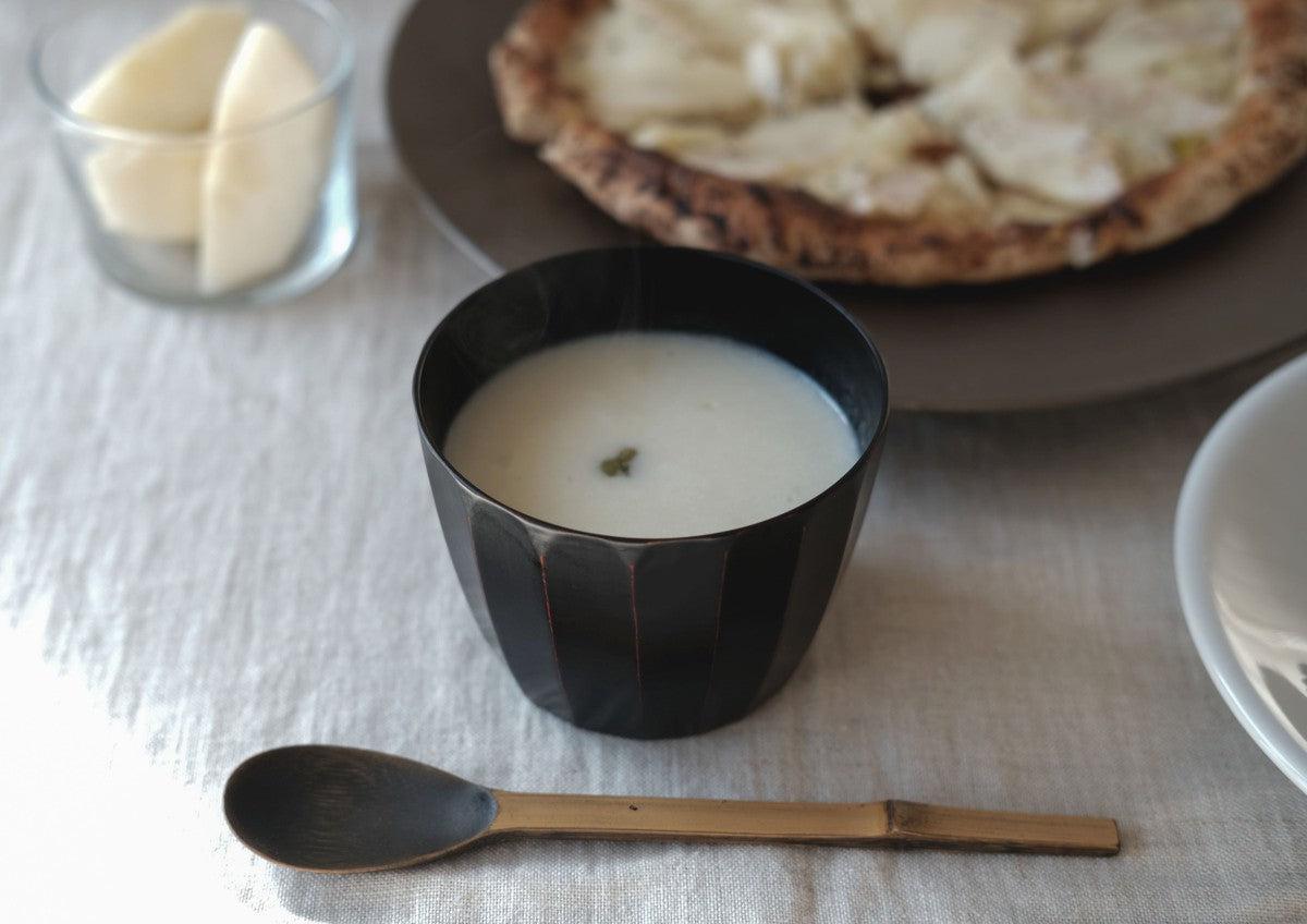 【12月上旬お届け】漆塗りのハツリボウル|ミズメザクラ