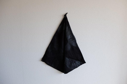 三角まとう|Roller drawing KURO "mu"