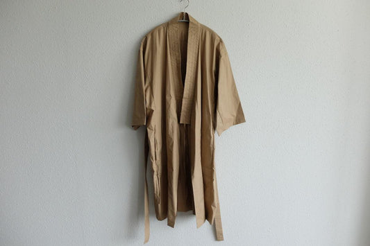 きるもの|道着ローブ|タイプライターストレッチ うす茶|unisex freesize