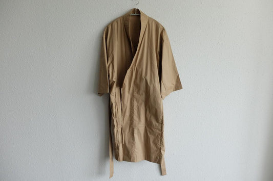 きるもの|道着ローブ|タイプライターストレッチ うす茶|unisex freesize