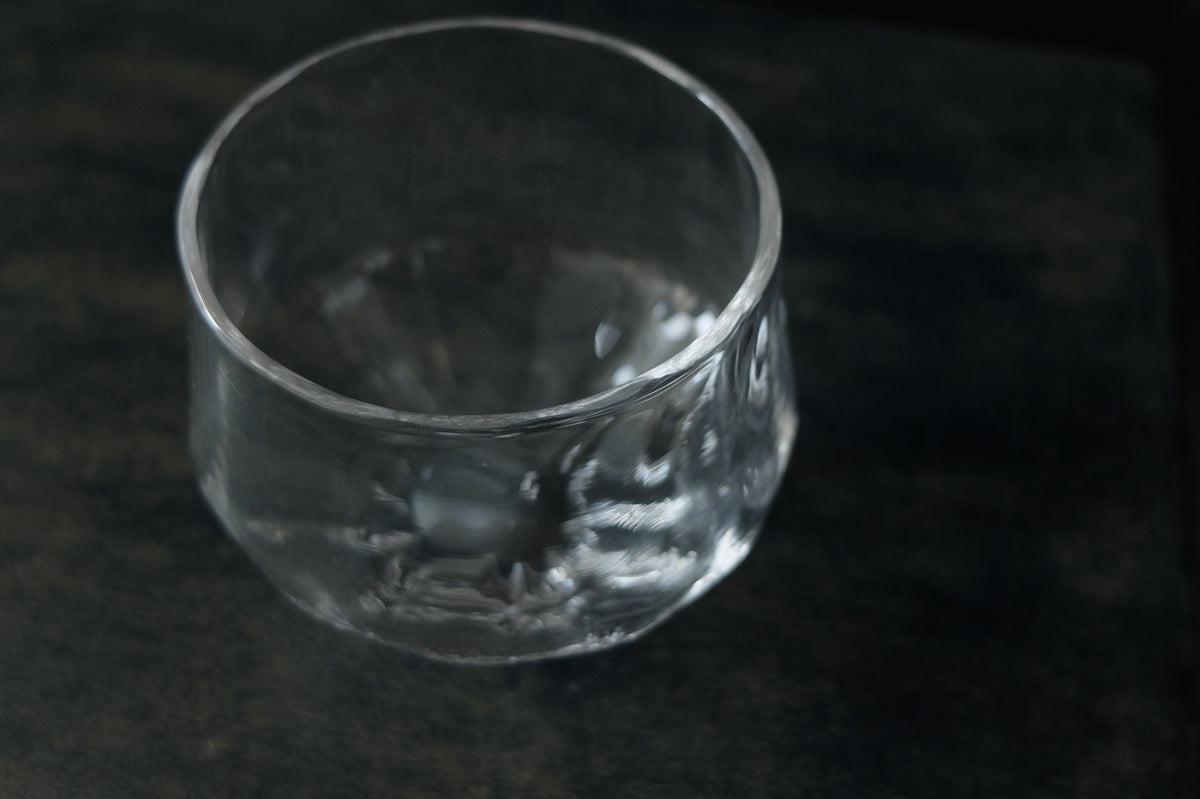 吹きガラスのグラス 六角 – PINT_MN