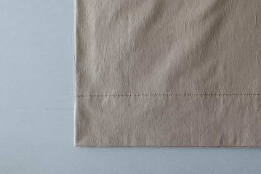 きるもの|袈裟エプロン|タイプライターストレッチ|うす茶|unisex freesize