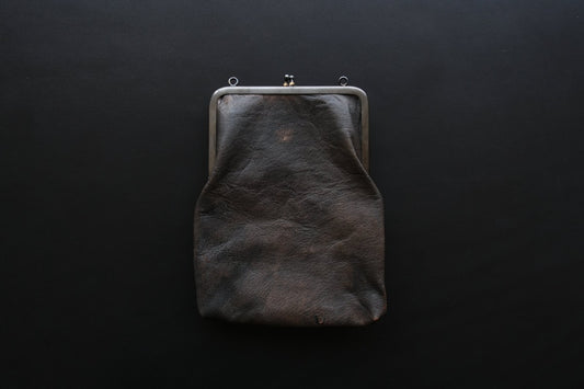 レザーショルダーポーチ <鹿革鉄媒染> |SLAO-08D