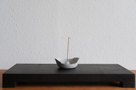 無垢材の切出し脚付き台 ウェンジ オイル仕上げ <4>