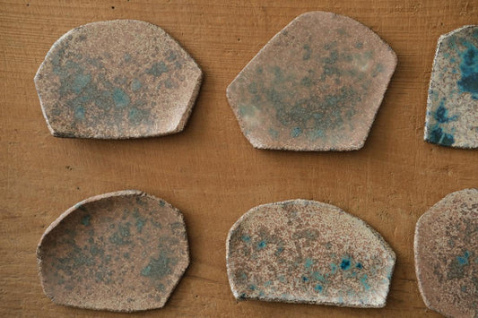 かけら皿 角 茶青