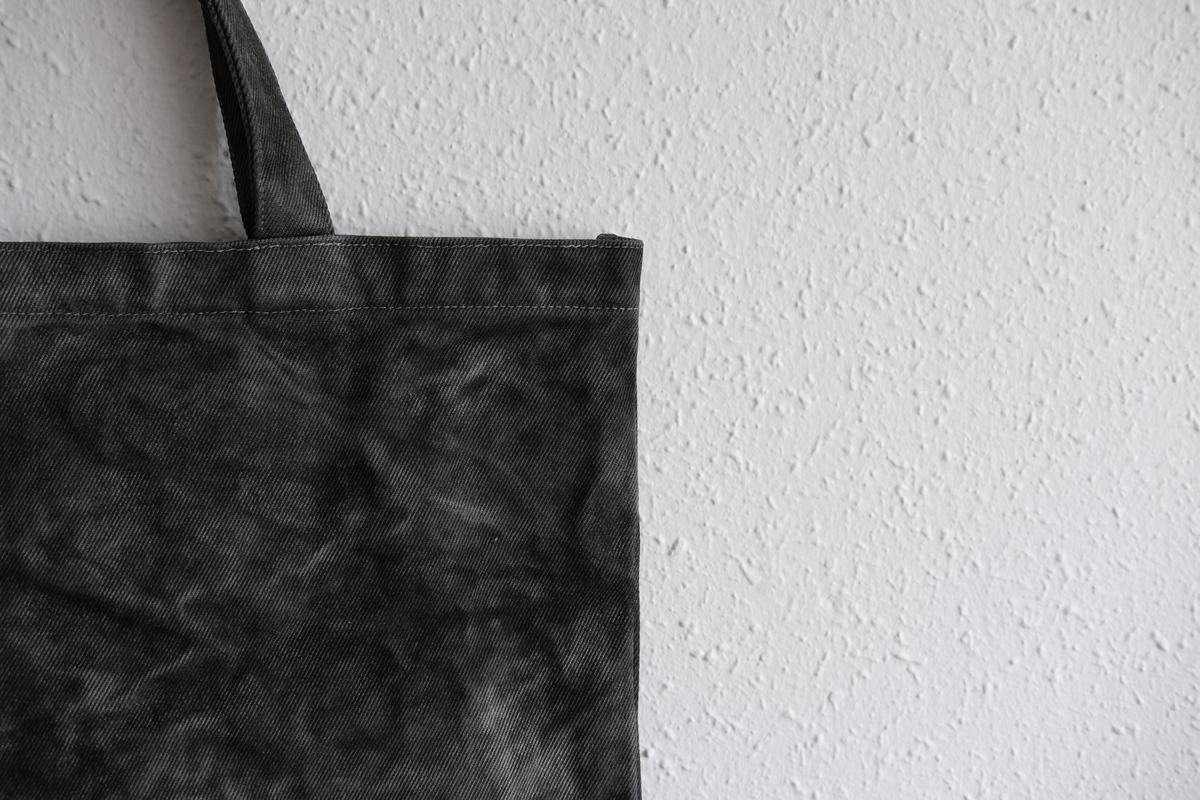 濾過布墨染めトートバッグ A