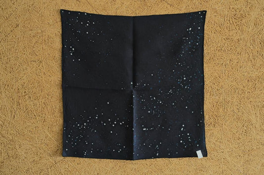 【2点在庫写真掲載】本藍染めリネンハンカチ 星空