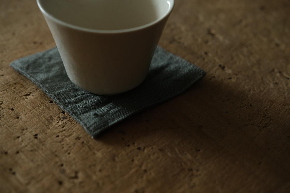 リネンコースター 8.3×8.3cm｜中厚地・カーキ