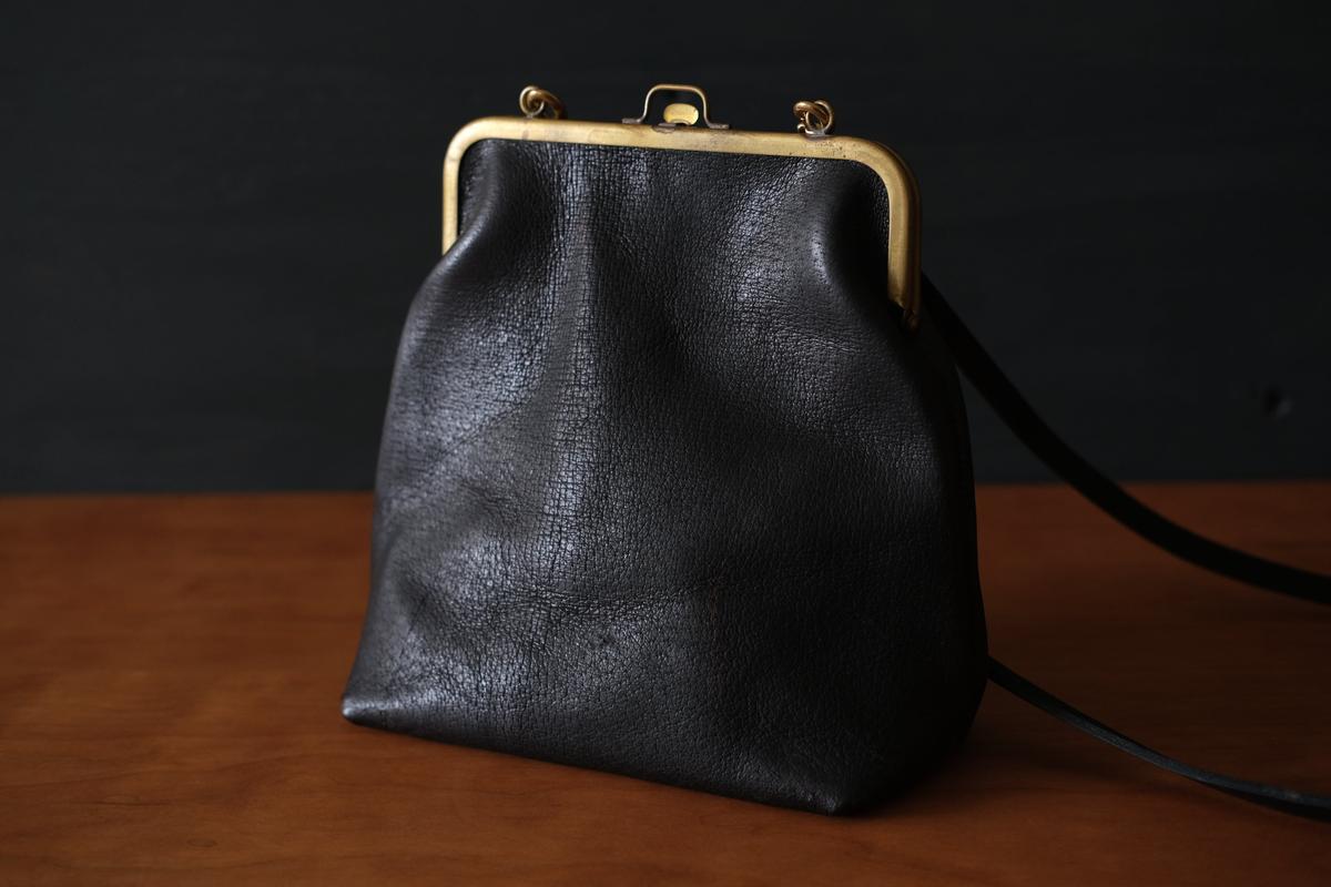 frame porch SHO-61 ＜豚革 黒＞ マスタードストライプ裏地