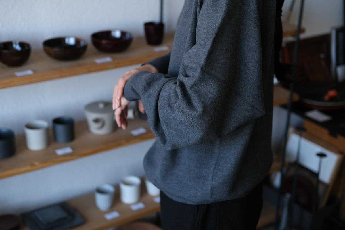 MITTAN / スーパー180'sウールタートル 灰 KN-37 / unisex