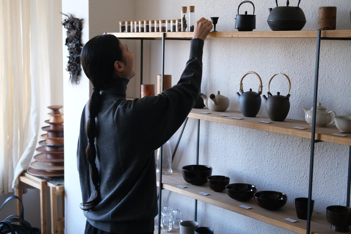 MITTAN / スーパー180'sウールタートル 灰 KN-37 / unisex