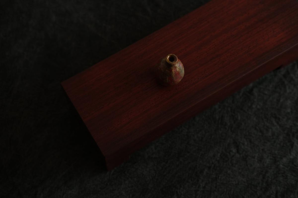 無垢材の切出し脚付き台 樹種不明 オイル仕上げ ＜3＞