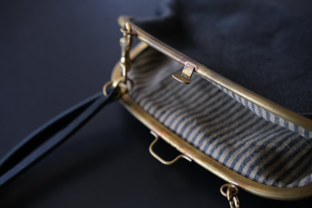 レザーショルダーポーチ ＜猪革 鉄媒染 パッチワーク＞ ｜SLAO-02S