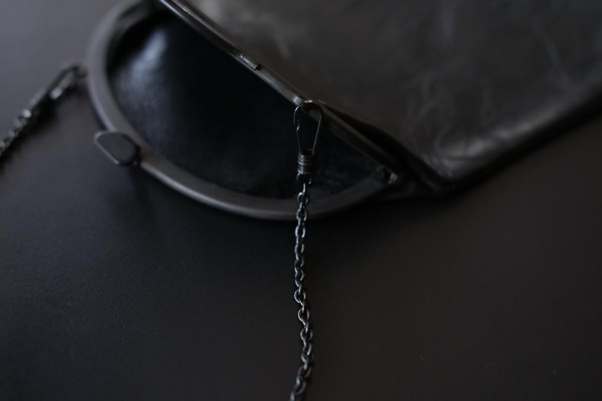 レザーショルダーポーチ frame porch SHC-301 ＜鹿革 black＞