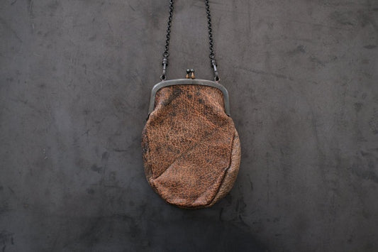 レザーショルダーミニポシェット SHC-R703 ＜熊革 墨染め＞