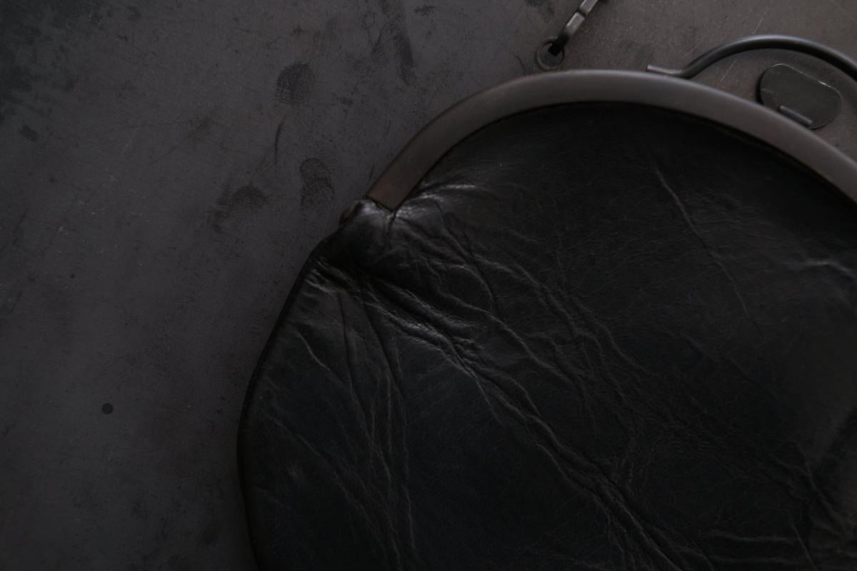 レザーショルダー 丸ポシェット SHC-302 ＜鹿革 black＞