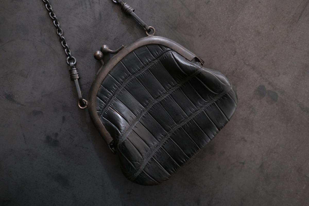 フレームネックレス SHC-73 ＜クロコダイル革 黒＞