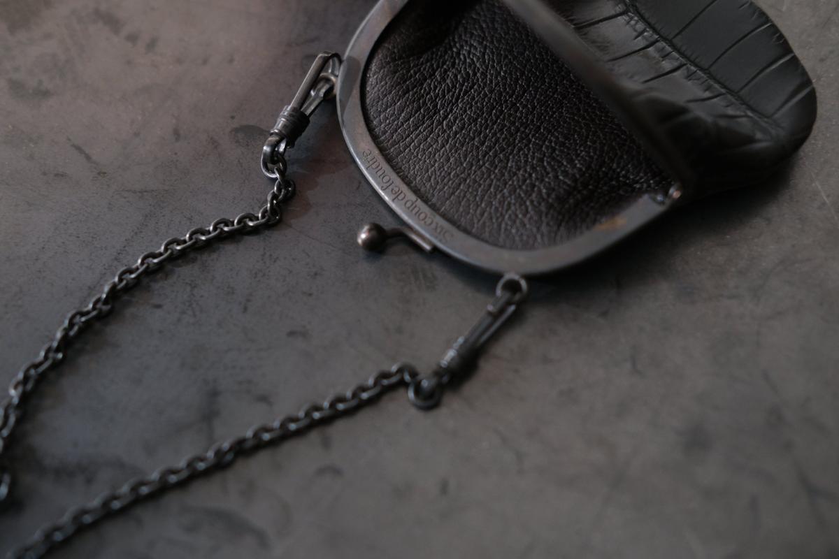 フレームネックレス SHC-73 ＜クロコダイル革 黒＞