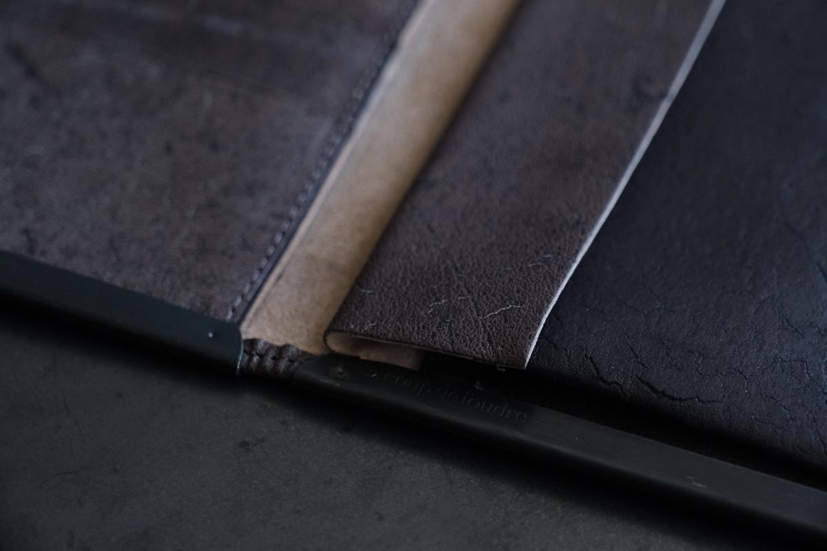 longwallet ＜ホースバット革 #black＞ 01