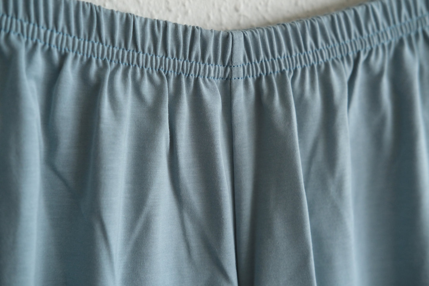 yohaku ドバイパンツ｜サラサラなめらか天竺素材 サックス｜unisex freesize