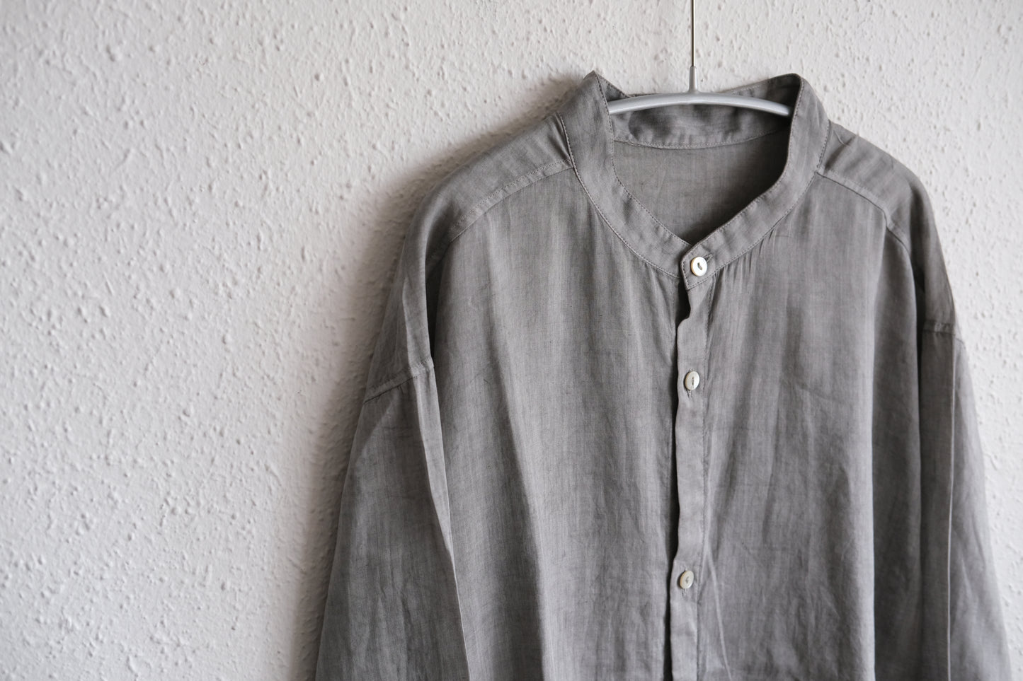 MITTAN / ラミーシルクシャツ 松煙 SH-152B / unisex
