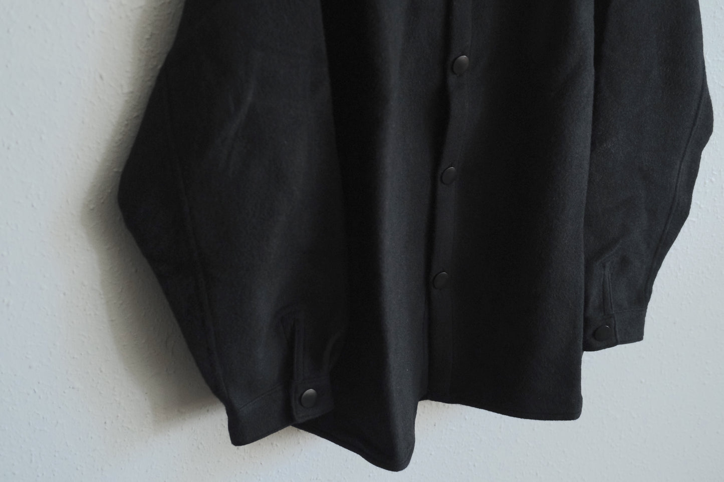 MITTAN / ウールシルクキャメルシャツ 黒 SH-108 / unisex