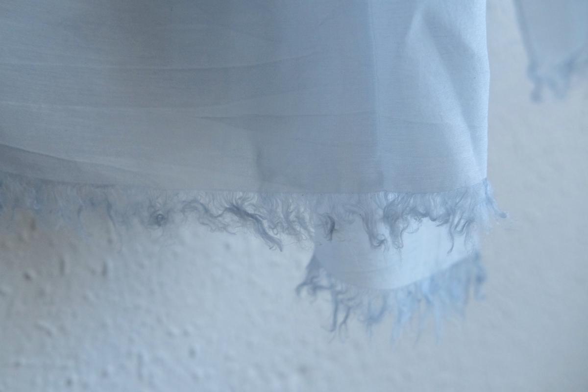 enrica cottonsilk scarf｜gardenia-blue