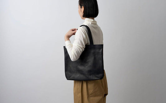 レザートートバッグ black <M>