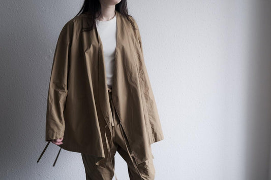 きるもの|JKT弐|タイプライター|ベージュ|unisex freesize