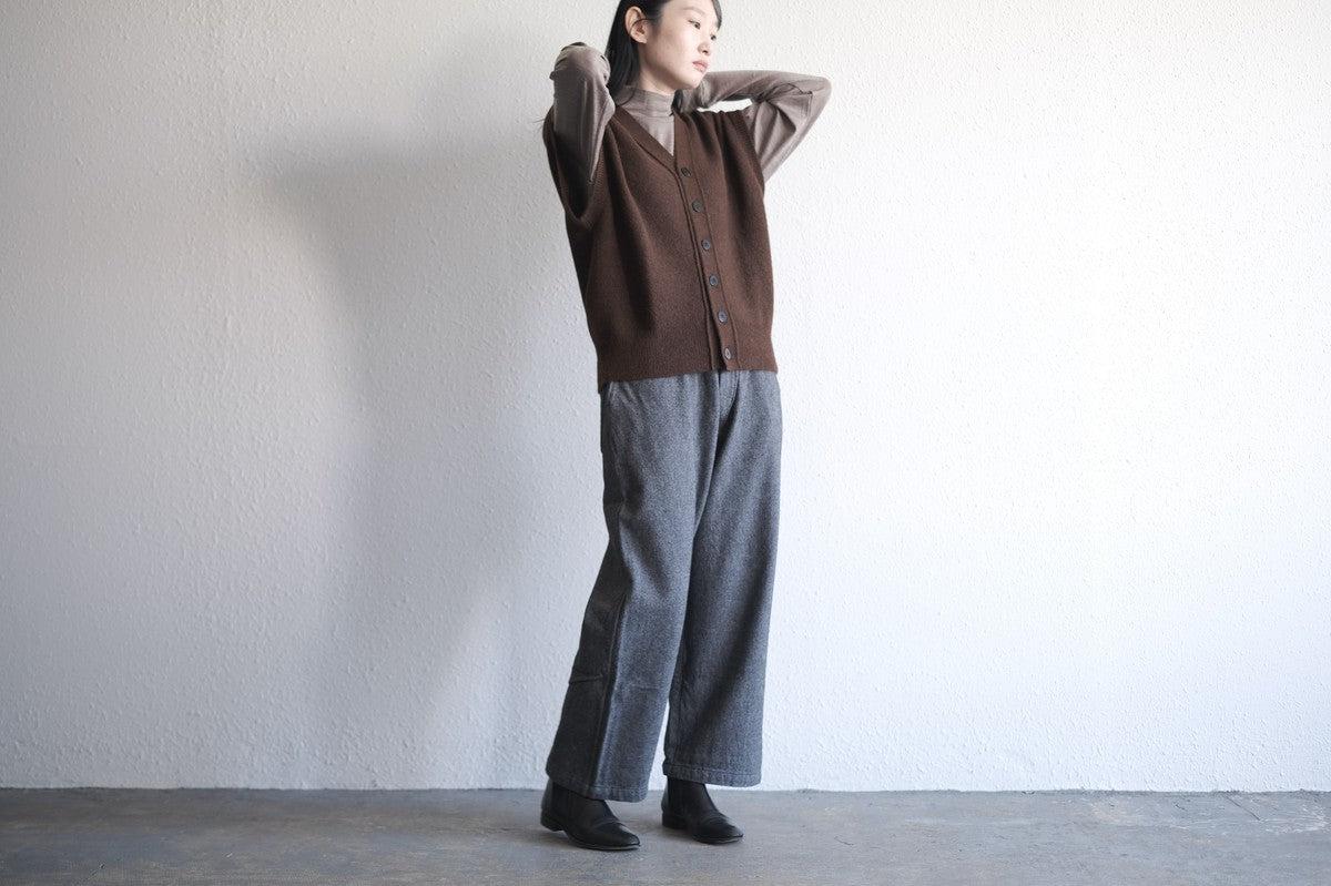 MITTAN / ベビーアルパカベスト 生成 KN-28 / unisex