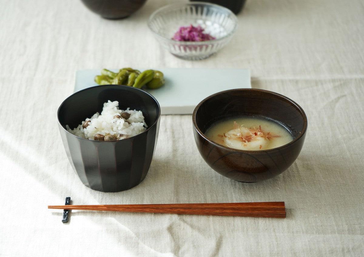 鉄の箸置き