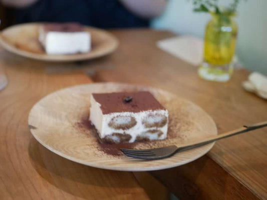 【木目選択可】ろくろ挽きの木皿 栃の木 15cm