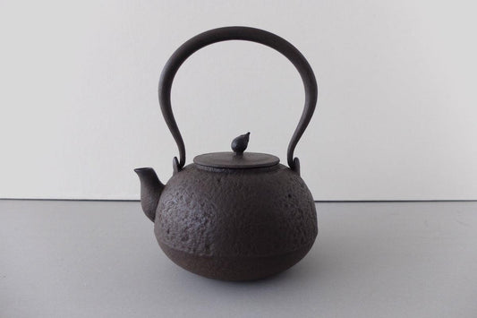 鉄瓶 平丸無地 1.0L