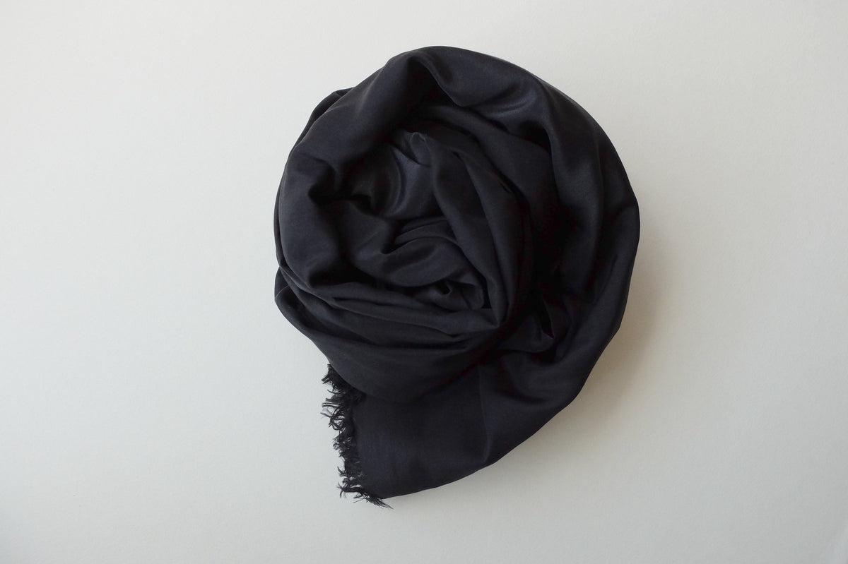 enrica cottonsilk scarf｜logwood-black