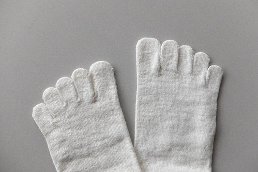 リネンキュプラ 5本指ソックス|25-27cm|オフホワイト