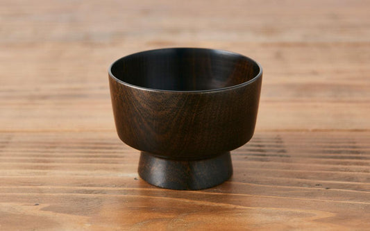 ろくろ挽きの汁椀 ミズメザクラ|拭き漆(黒漆)
