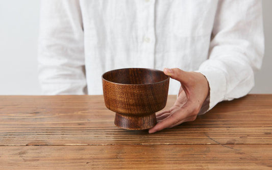 ろくろ挽きの汁椀 ミズメザクラ|拭き漆(生漆)